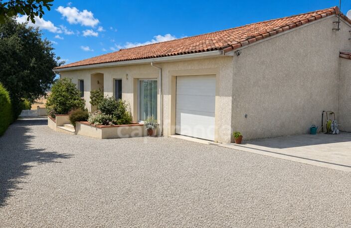 Maison de plain-pied 160 m² – 4 chambres, bureau, terrain arboré de 2 500 m² — photo 3