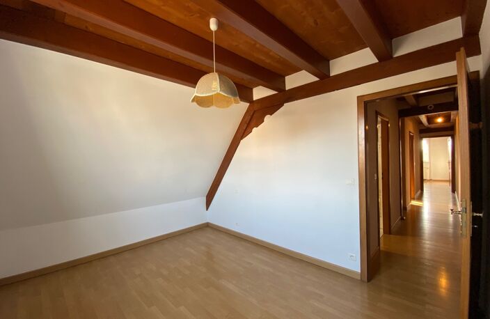Maison mitoyenne  à louer 5 pièces NIEDERNAI (67) — photo 5