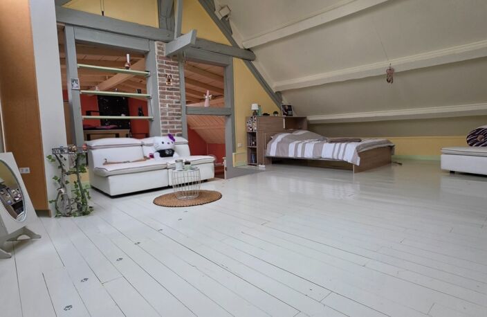 Maison de caractère  avec 4 chambres,  à Mouthier-en-Bresse — photo 4