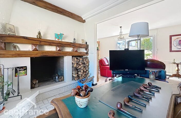 Dpt Deux Sèvres (79), à vendre THOUARS maison P7 de 196 m² - Terrain de 475,00 m² — photo 4