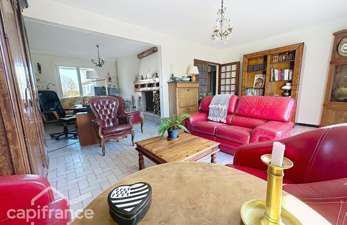 Dpt Deux Sèvres (79), à vendre THOUARS maison P7 de 196 m² - Terrain de 475,00 m² — photo 5