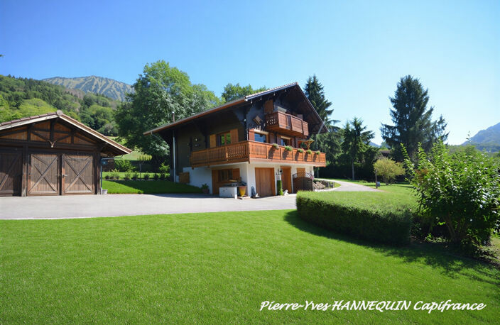Chalet avec vue panoramique, piscine chauffée et T2 indépendant — photo 4