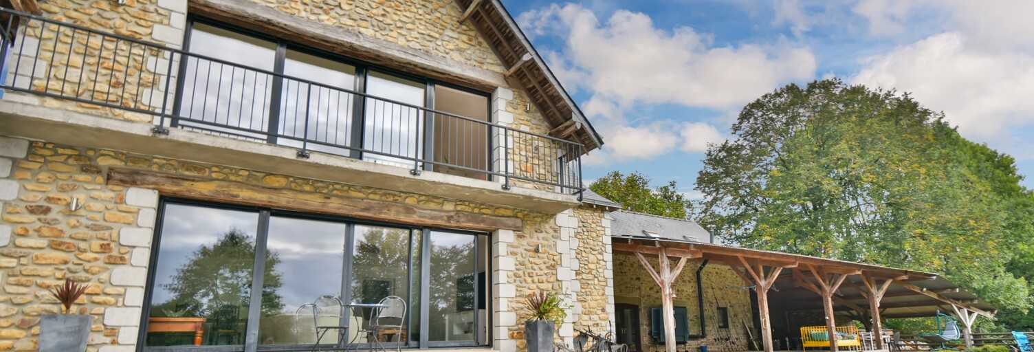 Maison 8 Pièces 274 m² à vendre à Hambers (53160)