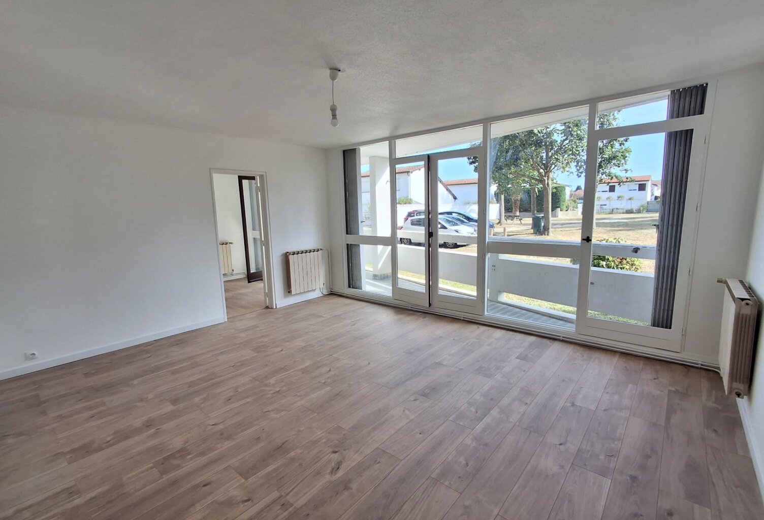 Beau T2 de 55 m² avec terrasse, lumineux et entièrement rénové à ANGLET (64) — photo 1