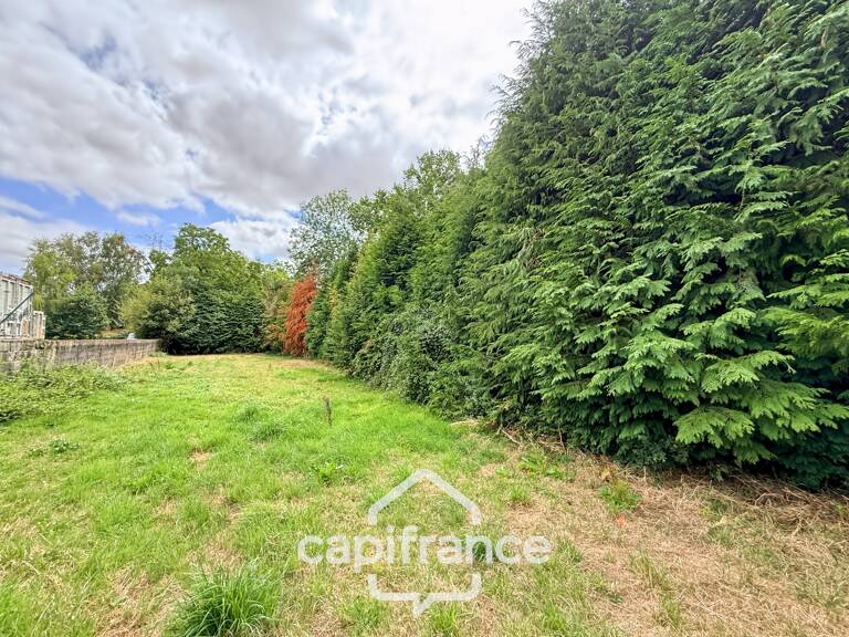 À VENDRE – TERRAIN À GUELTAS (56920), FACE À L’ÉGLISE — photo 1