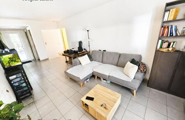 Immeuble de 3 appartements avec garages et jardins — photo 3