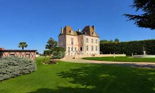 Maison 10 Pièces 343 m² à vendre à Saint-Jean-sur-Reyssouze (01560)