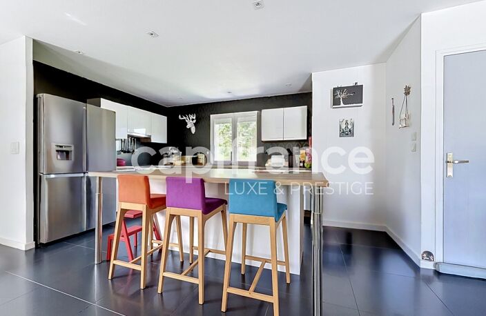 Maison 6 chambres, Jardin et piscine — photo 2