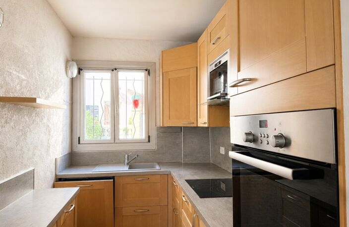Maison de plain-pied avec jardin et jacuzzi au cœur de Poilhes – 78 m² — photo 4