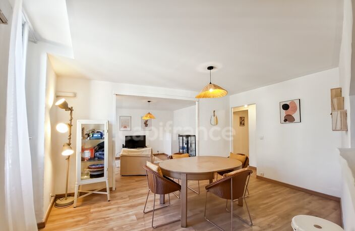 Appartement à vendre 5 pièces VILLENEUVE LES AVIGNON (30) — photo 3