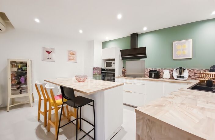 Appartement à vendre 5 pièces VILLENEUVE LES AVIGNON (30) — photo 5
