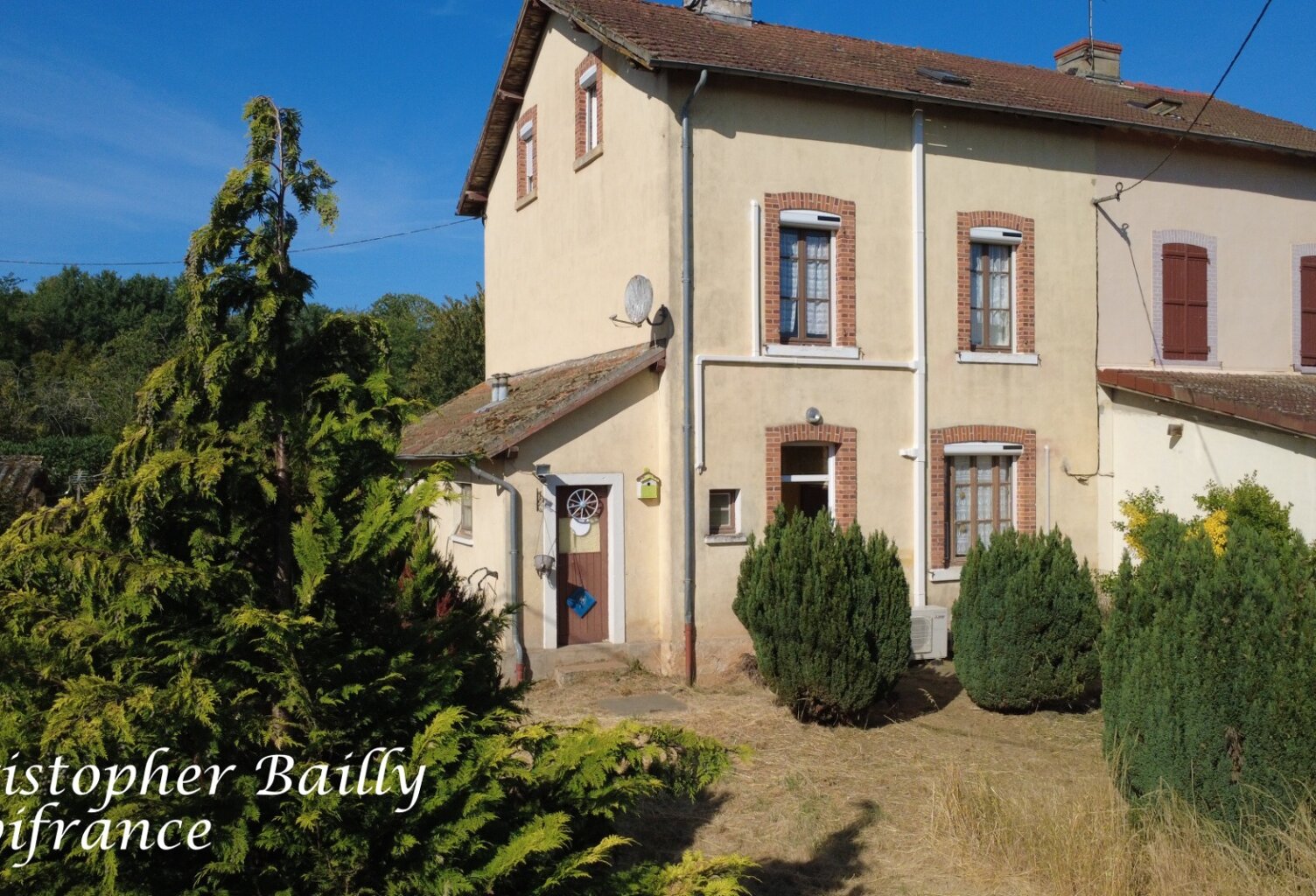 Maison dans un hameau calme, 4 chambres sur un terrain de 246 m² — photo 1