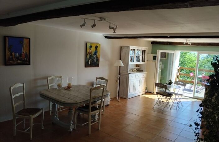 Maison située en campagne — photo 3