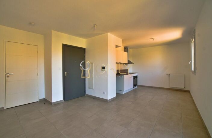 Quincieux- Appartement T2 - Centre Village — photo 4