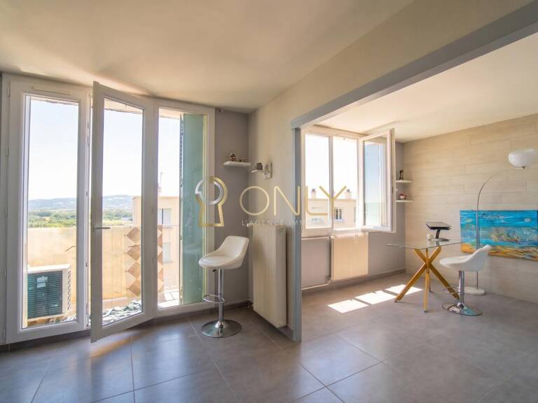 Trévoux - Appartement - T2 - 50 m² - Balcon — photo 1
