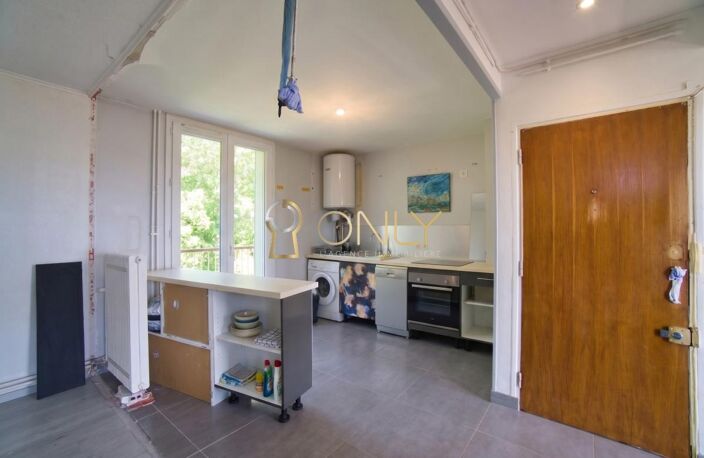 Trévoux - Appartement - T2 - 50 m² - Balcon — photo 5