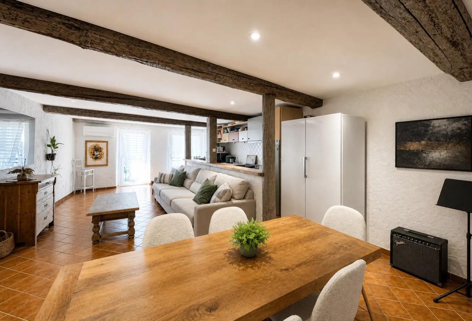 OLLIОULES – MAISON DE VILLAGE RÉNOVÉE AVEC TERRASSE TROPÉZIENNE — photo 1