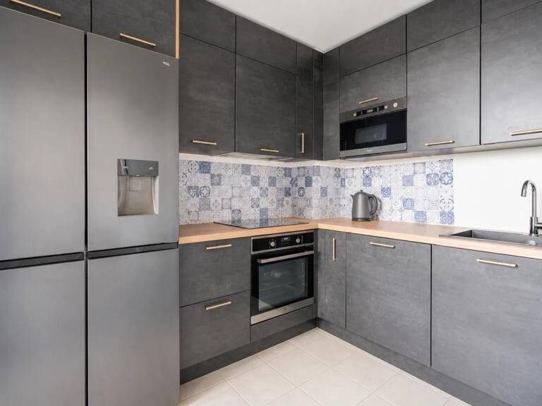 Appartement de 4 pièces de 85 m² à Stains — photo 1
