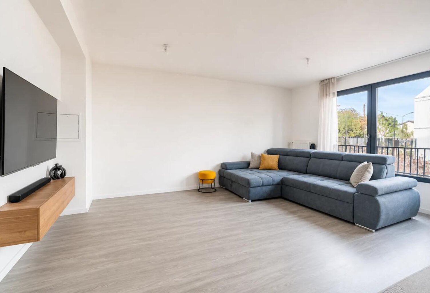 Appartement de 4 pièces de 85 m² à Stains — photo 1
