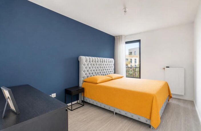 Appartement de 4 pièces de 85 m² à Stains — photo 3