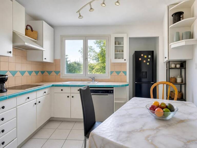 Appartement de 4 pièces de 98 m² à Villeurbanne — photo 1