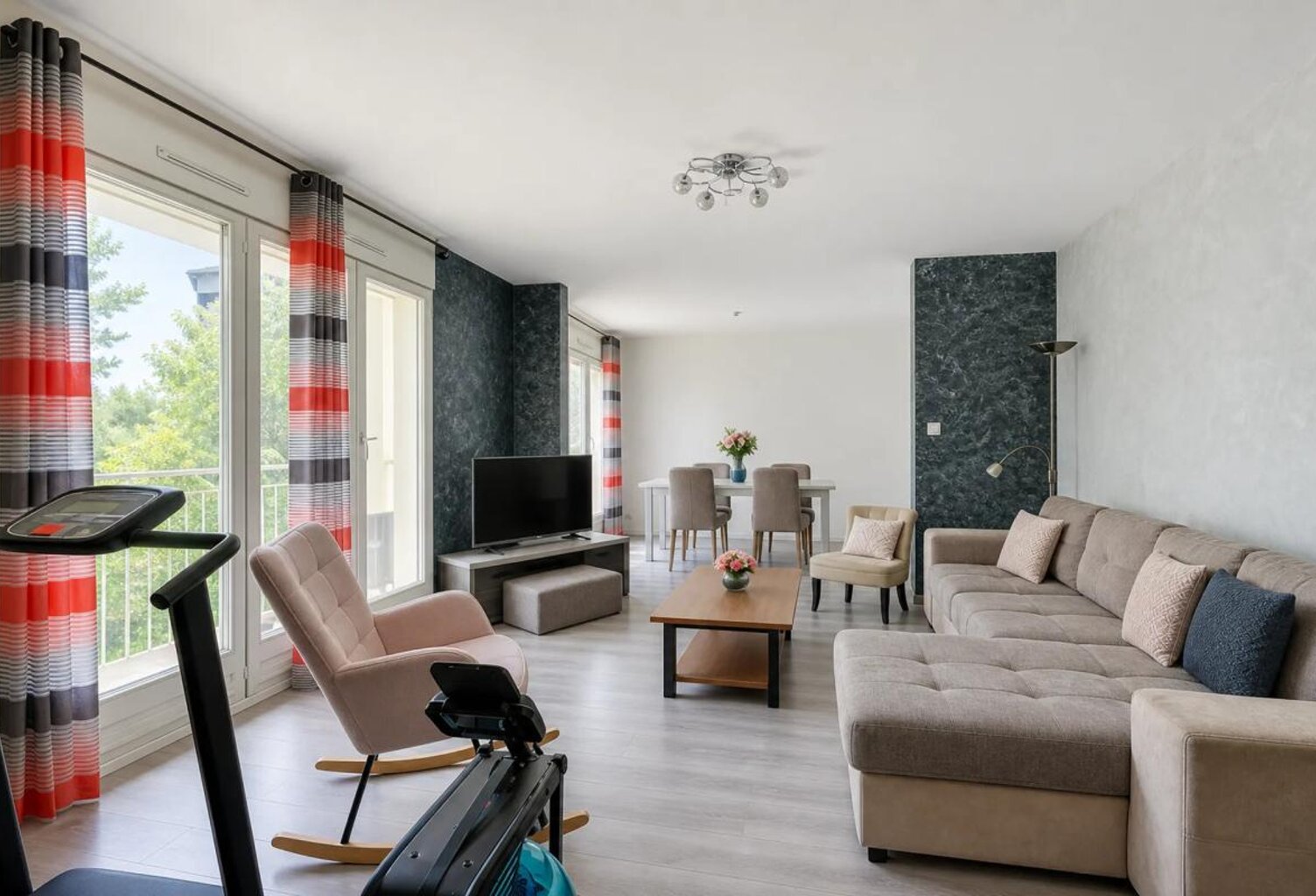 Appartement de 4 pièces de 98 m² à Villeurbanne — photo 1
