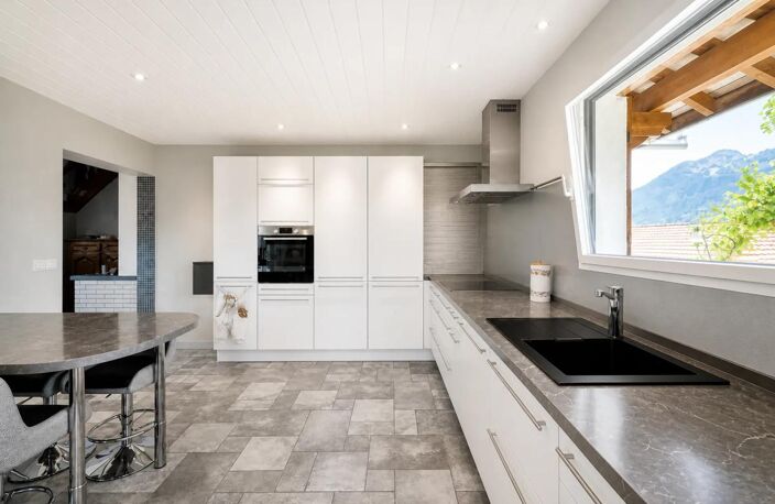 Maison de 8 pièces de 145 m² à Vinzier — photo 5