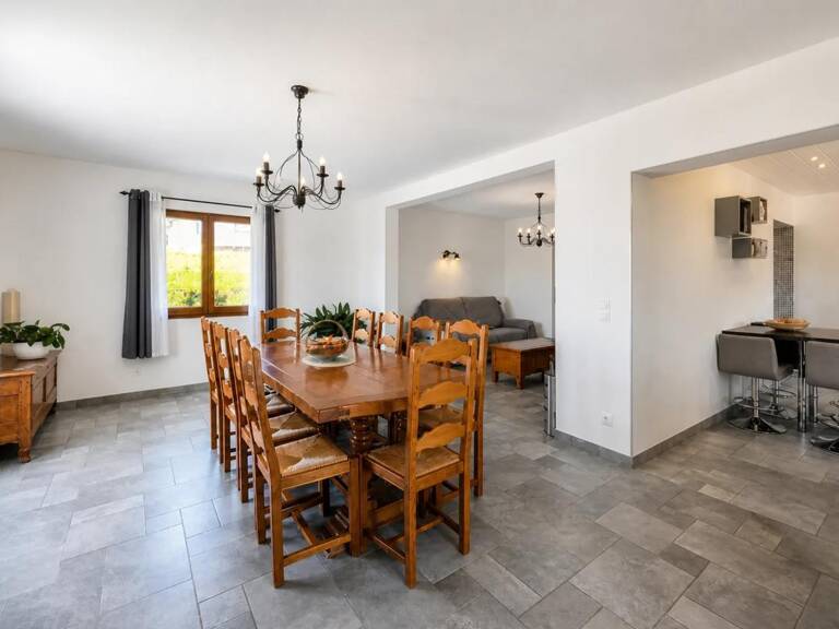 Maison de 8 pièces de 145 m² à Vinzier — photo 1