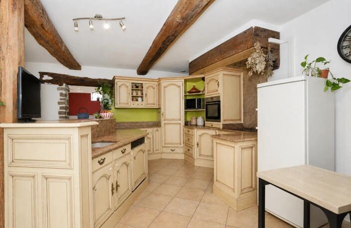 Maison de 194 m2 - 5 pièces - Martigné-Ferchaud — photo 2