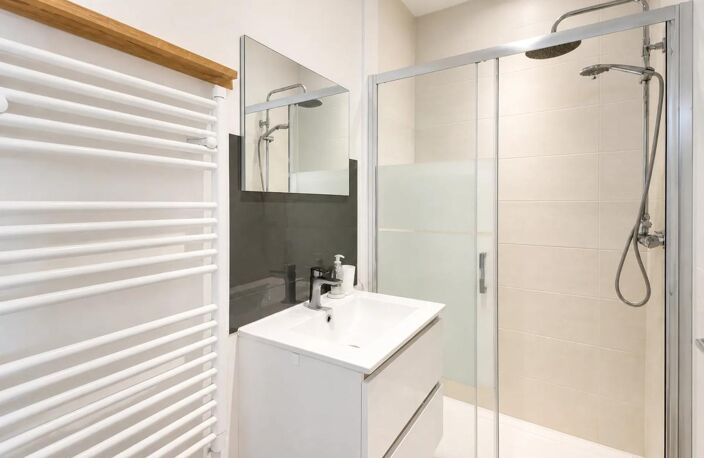 VANNES CENTRE – Appartement 114m², 6 chambres – rénové en 2024 — photo 5