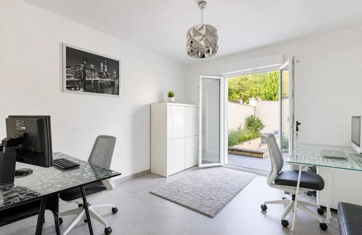 Maison entièrement rénovée de 105,33 m² avec jardin, sous-sol — photo 5