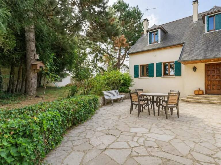 Maison de caractère de 200 m² située à une heure de Paris — photo 1