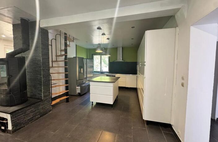 maison familiale de 132 m² sur un terrain 2 700 m² — photo 2