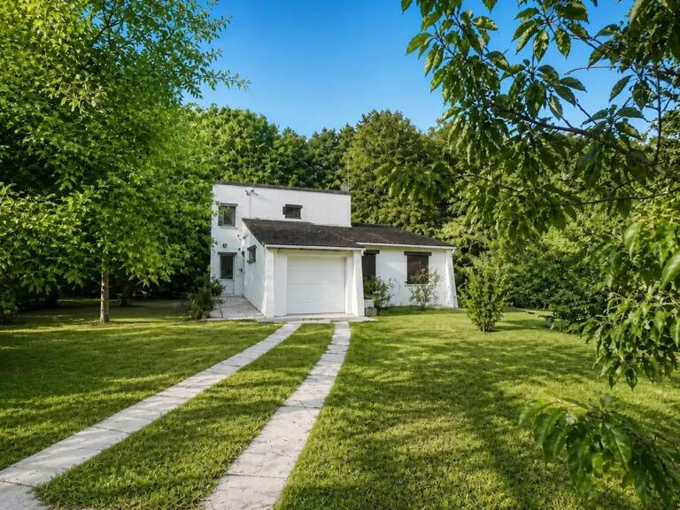 maison familiale de 132 m² sur un terrain 2 700 m² — photo 1