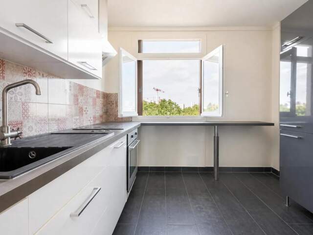 Appartement de 3 pièces de 71 m² à Rosny-sous-Bois — photo du bien