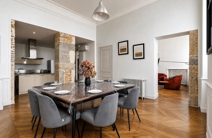 Duplex d'exception de 7 pièces de 231 m² à Lyon 1er — photo 2