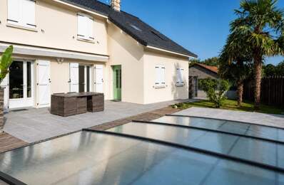 Maison de 7 pièces de 221 m² à Saint-Mathieu — photo du bien