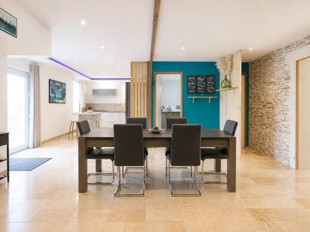 Maison de 10 pièces de 158.3 m² à Le Pin,  terrain de 2870 m² — photo du bien