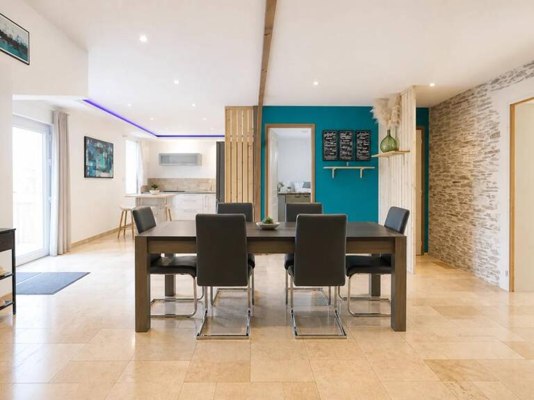 Maison de 10 pièces de 158.3 m² à Le Pin,  terrain de 2870 m² — photo 1