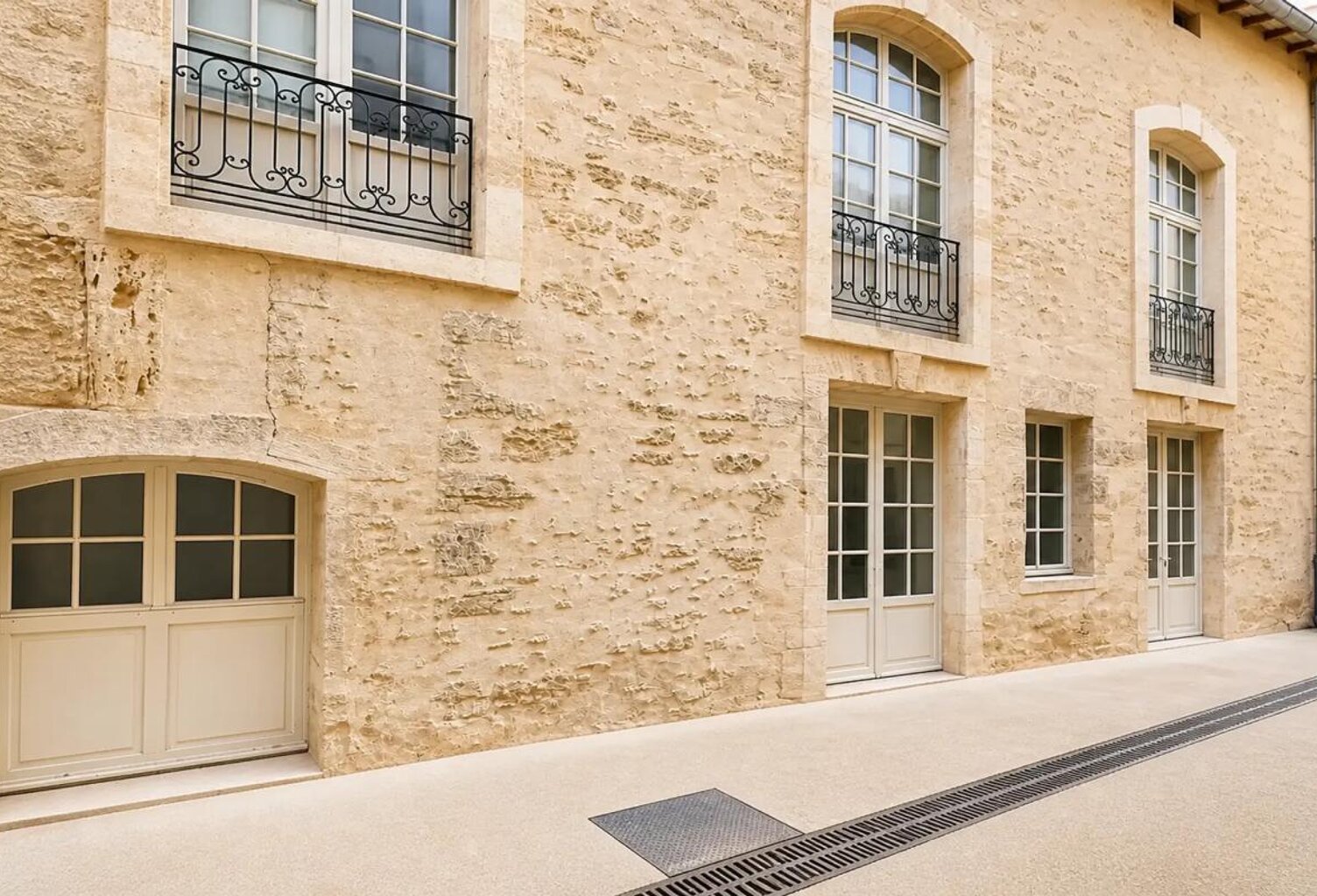 Appartement de 4 pièces de 96 m² à Pézenas — photo 1