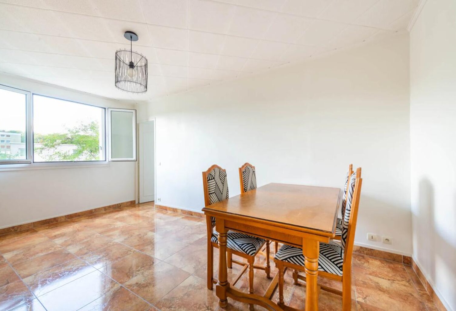 Appartement de 4 pièces de 64 m² situé à Versailles — photo 1