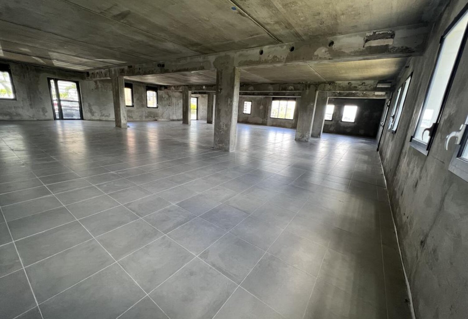 BUREAU DE 410m² — photo 1