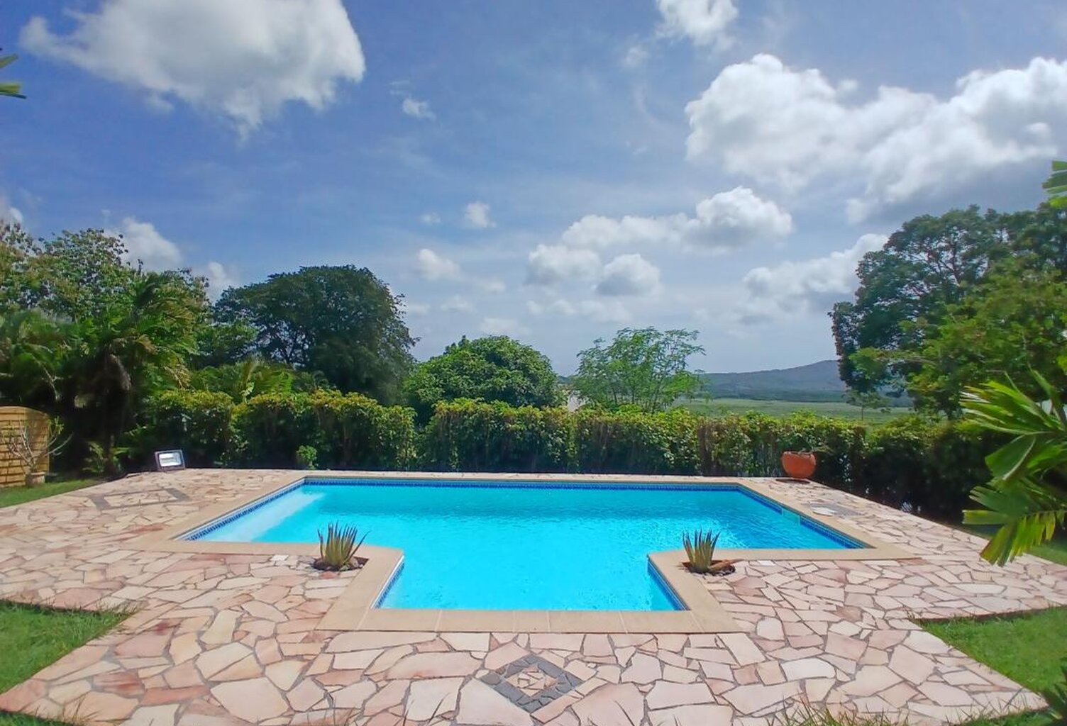 Maison T4 avec piscine à louer — photo 1