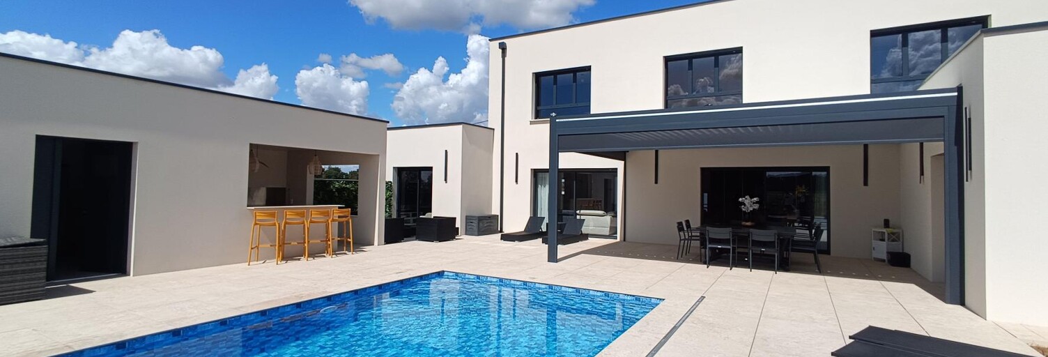Maison 8 Pièces 260 m² à vendre à Savigné-sur-Lathan (37340)