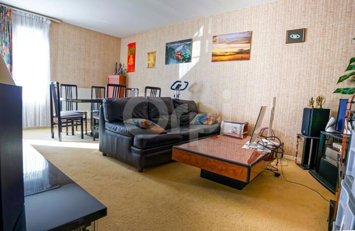 Appartement 2 pièces avec balcon et box  À Vendre centre ville de Vernouillet — photo 4