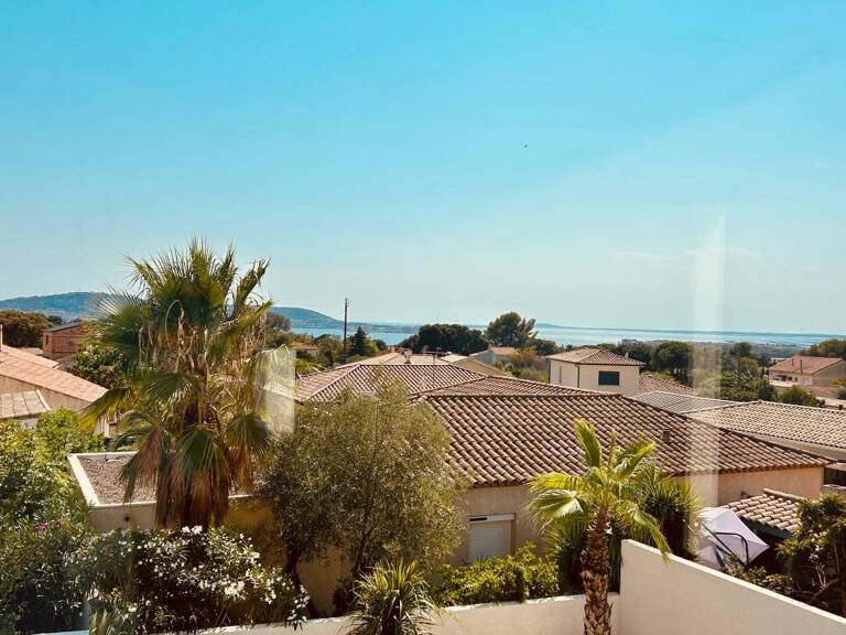 Exclusivité ORPI : Villa de Prestige avec Vue Panoramique — photo 1