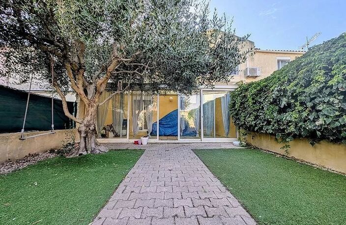 Vente maison 4 pièces 100 m² Istres (13800) — photo 2