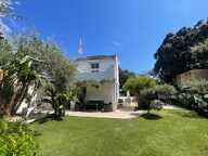 A VENDRE LA SEYNE SUR MER 83500 QUARTIER SUD TRES BELLE VILLA AVEC PISCINE 4 CHAMBRES — photo 4