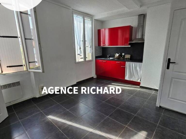 À Louer OLLIOULES CENTRE appartement de TYPE 2 — photo 1