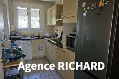 Appartement 3 pièces 996 €